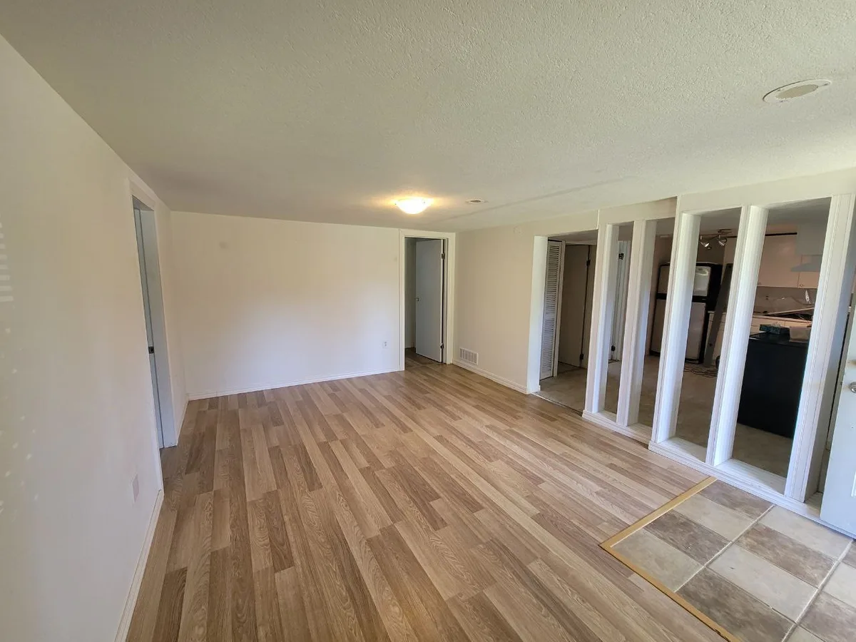 Metro Vancouver Interior: Flooring, Kitchen & Bath, Metro Vancouver