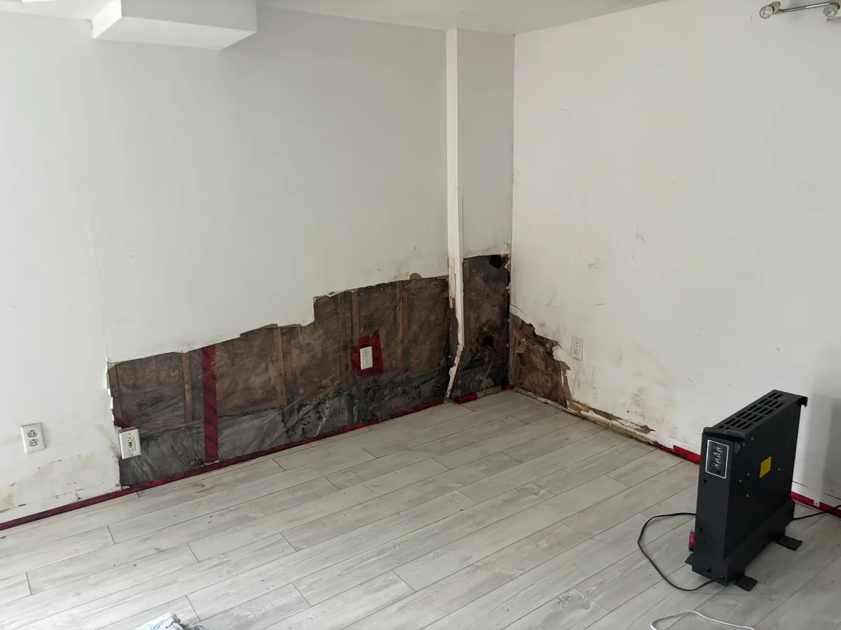 Metro Vancouver Interior: Flooring, Kitchen & Bath, Metro Vancouver