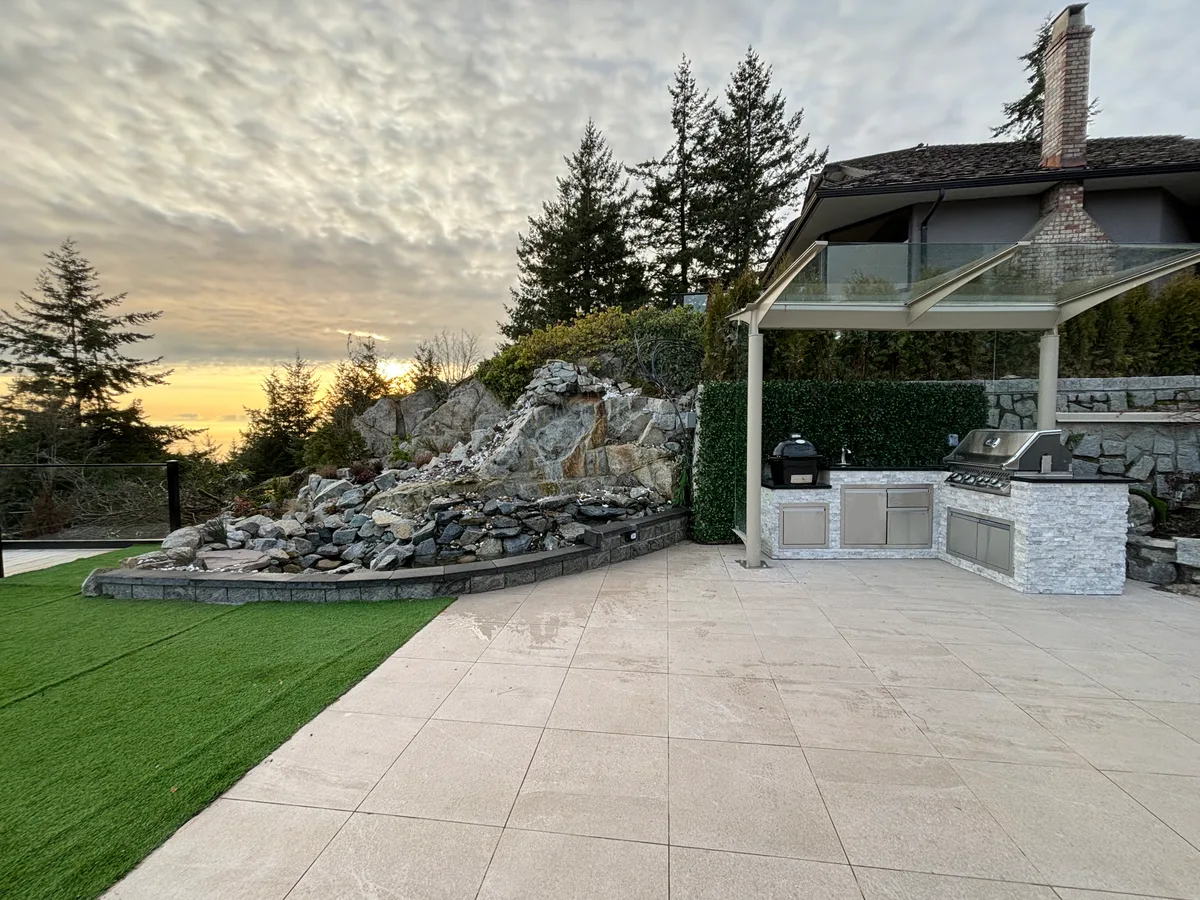 West Vancouver Outdoor Kitchen & Glass Canopy, West Vancouver